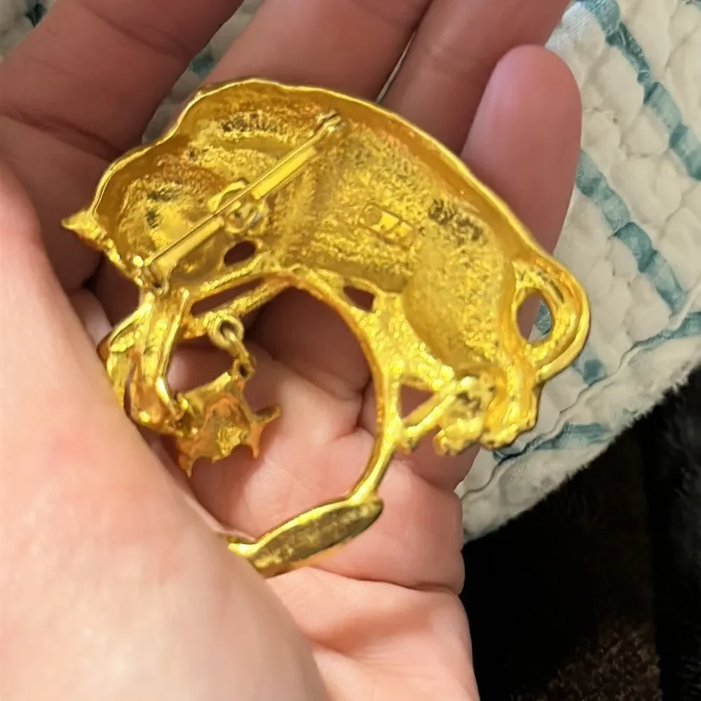 Vintage 80s Cat Fish Bowl Brooch JJ